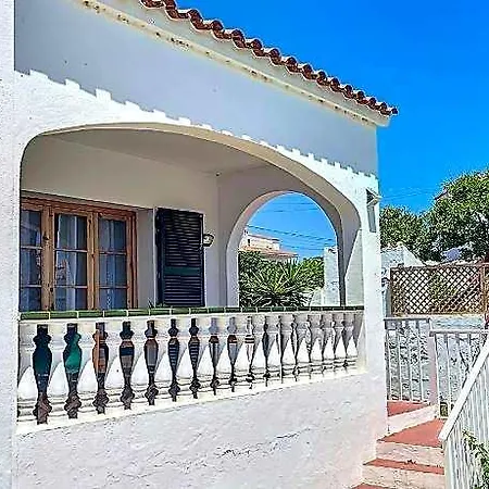 Roca Fornells, Bonito Con Piscina Ss21 3*